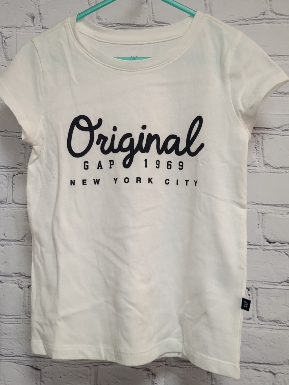 GAP White 'Original' Script Tee